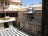 20110801081006-bin_udaipur-palace2