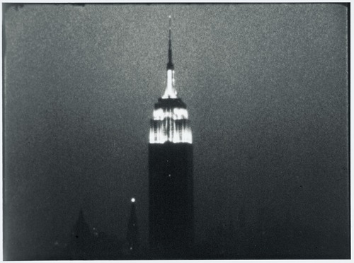 20111212181559-248_42_andy_warhol___empire