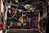 20120117070636-wombwombroom