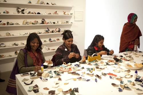 20121231184830-20120123050641-yoko_ono-mend_piece-vadehra_art_gallery_copyright_yoko_ono-photoby_briana_blasko_-_1