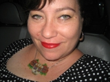 Car_neckless_smug