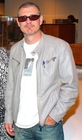 20120907001126-mp___autry