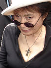 220px-yoko_ono_2007