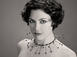 20100917093954-renee_g5o5814alt1
