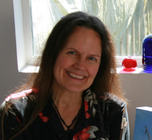 20120618233618-christinehanlonheadshotthumbnail