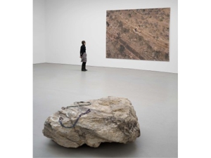 Adel_20rio_20grand_20canyon_20and_20boulder_20with_20scale_20figure_20for_20web