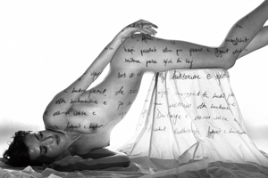 Darrensaravis_alma_7094_44x29_giclee__1000_bw