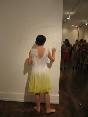 Frances_falling