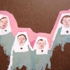 Hir_res_nuns_in_blue