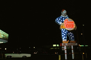Circus_liquor_parking_lot