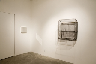 Wet Paint: Ten Young LA Painters,Installation view