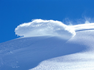 White Room, Dizin, Iran,Ari Marcopoulos
