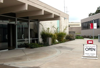Torrance Art Museum (exterior shot),