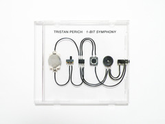 Tristan_perich_-_1-bit_symphony_prototype_high