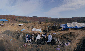 A_mass_grave_near_snagovo__bosnia