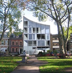 Rendering of Zaha Hadid’s project for Kenny Schachter Rove on Hoxton Square in London,