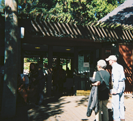 ,Berkeley Art Center, Entrance