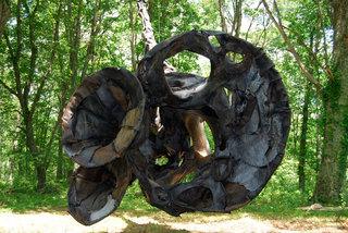title unresolved (but i do know the piece is about the uncontrollable nature of grief),Kathy Kelley