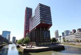 The Red Apple,