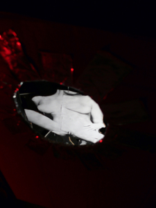 20100811151525-detail_peep_show