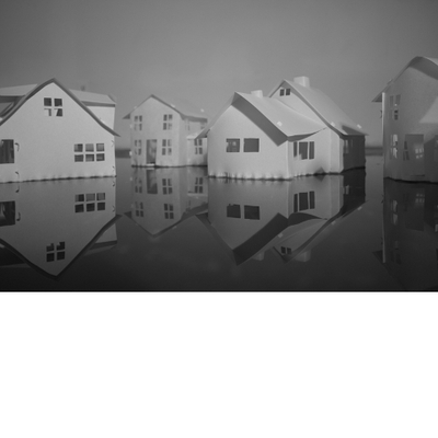 20100827120629-let_it_go-houses_4