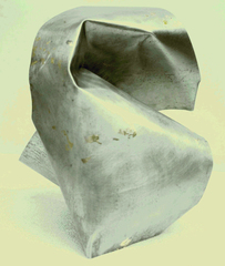 20100909124704-c_est_tomb__du_ciel_zinc_et_or