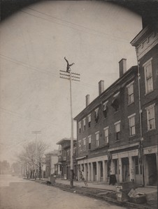 20100912073634-headstand