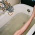20100928001717-jambe_dans_la_baignoire
