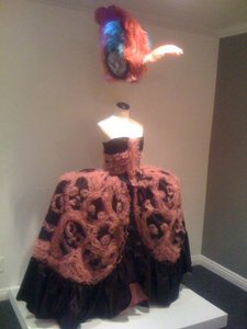 20101024130949-stephanie_mercado_2009_skeleton_couture