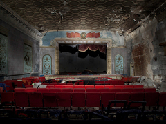 20101026063131-phantomxx_filmtheater_