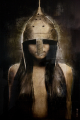 20101031210447-crowns_+_veils-14