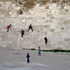 20101209031351-aleppochildren