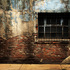 20101221081809-window_and_bricks_leon