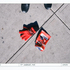 20110125190000-stillman_found_glove_red_9thavenue