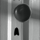 20110208104907-alice_just_left__300_