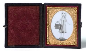 Polly_pocket_from_the_recall_series