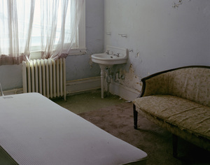 20110320084505-12__linka_a_odom_loveseat