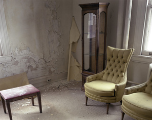 20110320085437-18__linka_a_odom_kingsroom