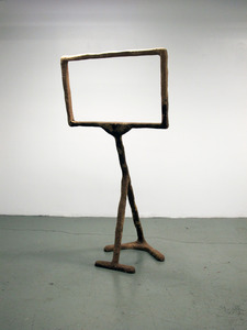 20110325212843-framer