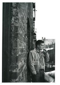 20110401224621-ginsberg_heroicportraitofjackkerouac_e