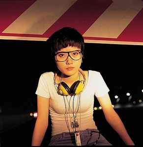 20110402021005-yangyong