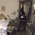 20110409124115-jw_livingroombed_t