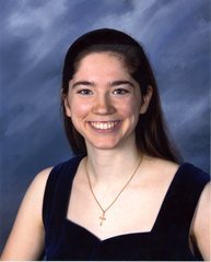 20110925164310-audreygradpicturelarge002