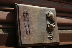 20110429150825-francis_s_skull