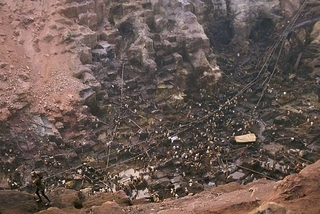 Gold in the Morning (04) ,Alfredo Jaar
