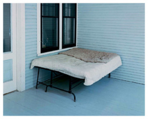 20110510133750-20110508200944-alec_soth_charles_lindbergh_s_boyhood_bed__little_falls__minnesota_1999