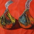 20110525090324-kisses_on_red