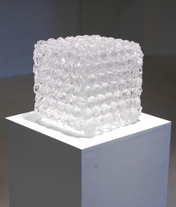 20110601143419-colinroberts_bubble_wrap_cube_2011__urethane_10_x10x10