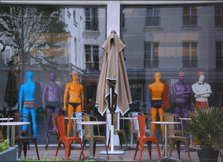 Les Marche de Hommes,Diane Alire