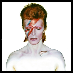 20110616091449-david_bowie_alladin_sane_1973